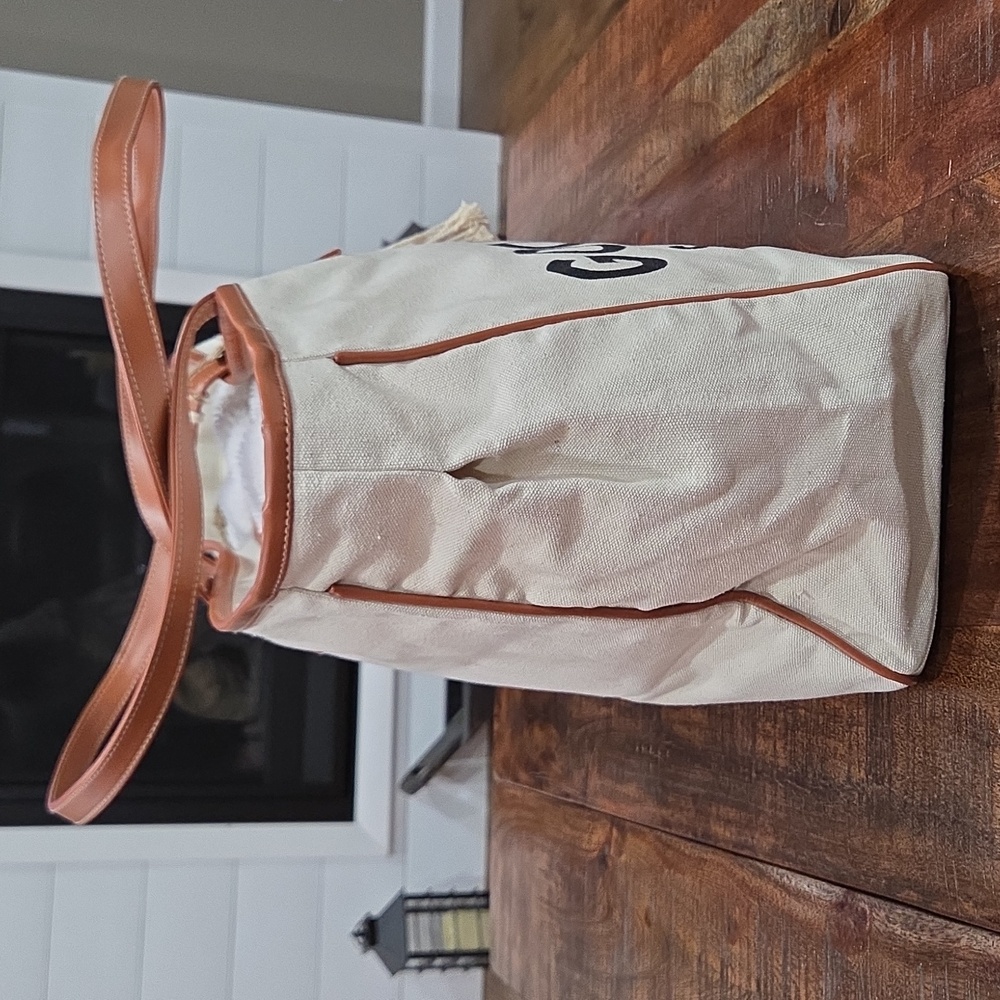 Magid Tan and Cream Tote with Playful Print GOOD MOMS SAY BAD WORDS   NWT - Picture 5 of 10